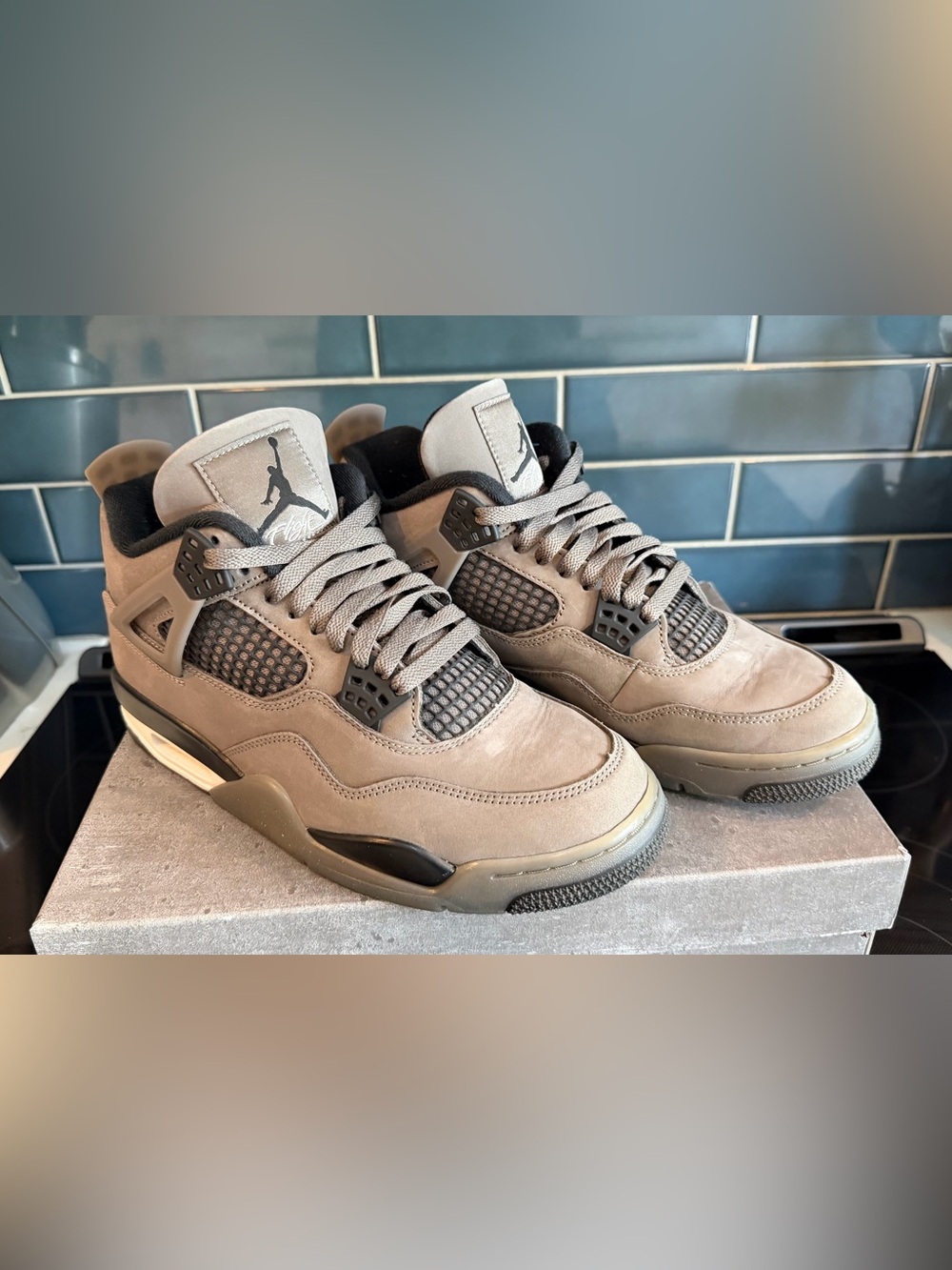 Jordan 4 Cave Stone size 9.5